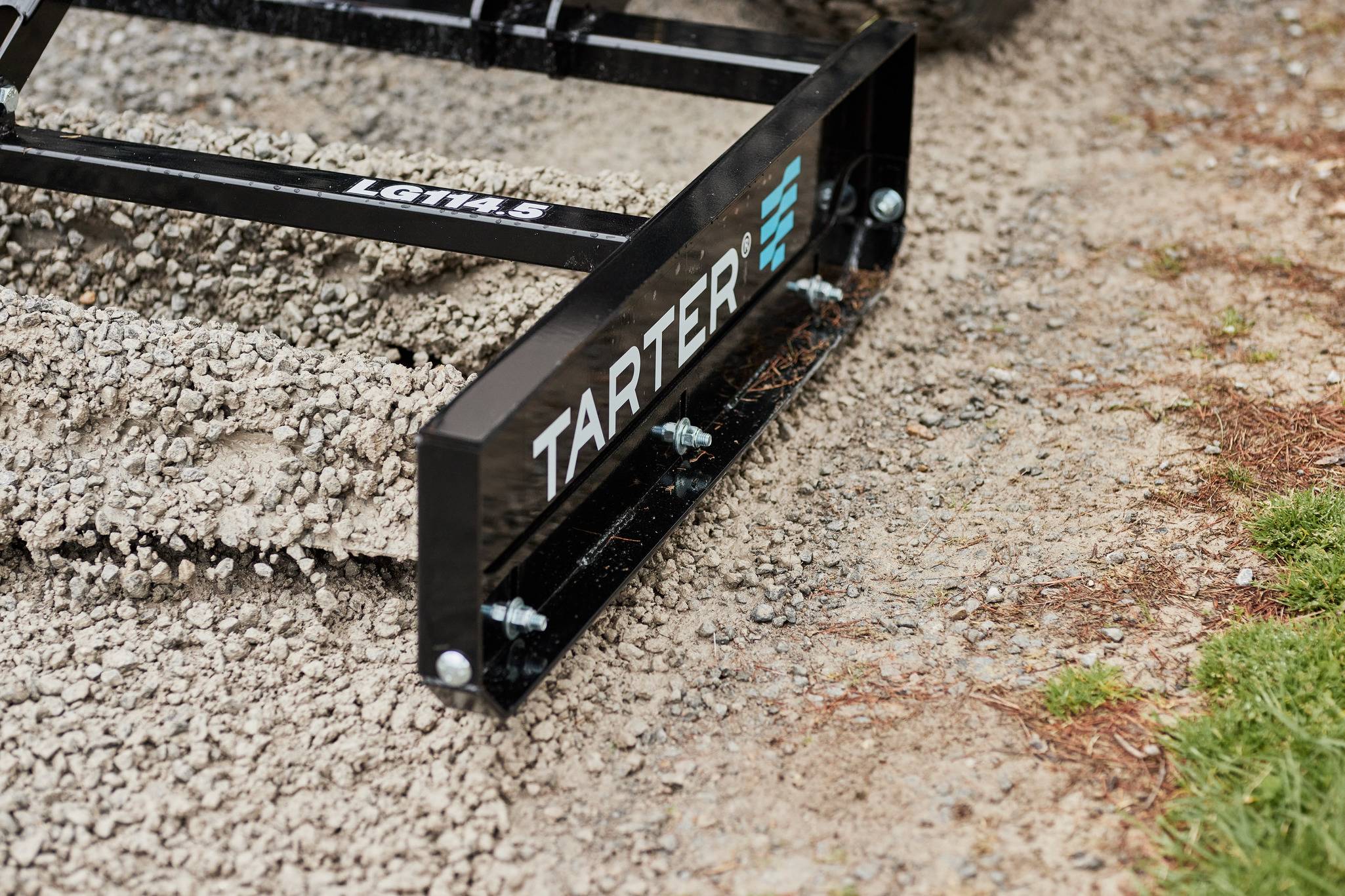 100 SERIES 4 1/2 FT. LAND GRADER