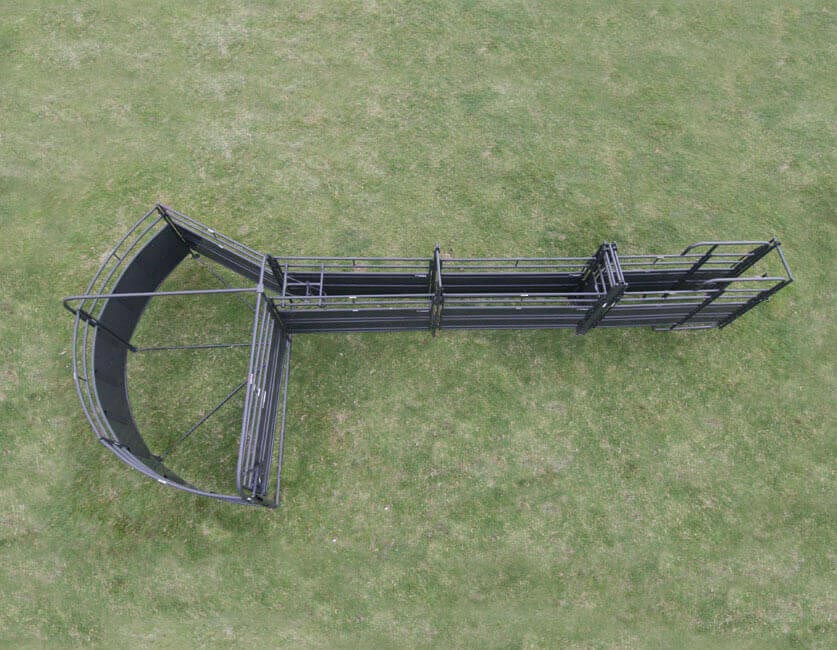 Sweep w/30' Adj. Alley, Preg Panels & Blocking Gate