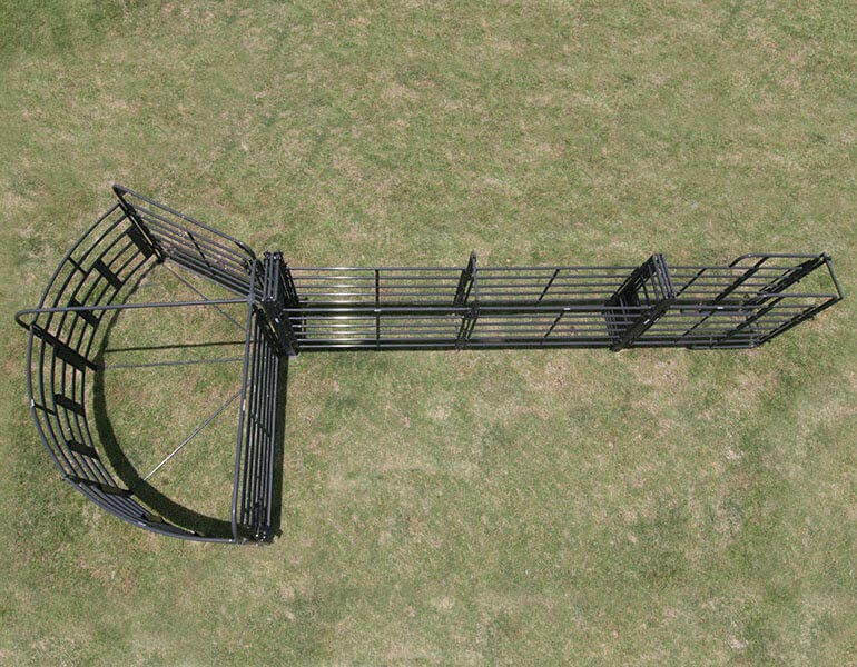 Sweep w/30' Adjustable Alley, Preg Panels, Block Gates & Load Gate