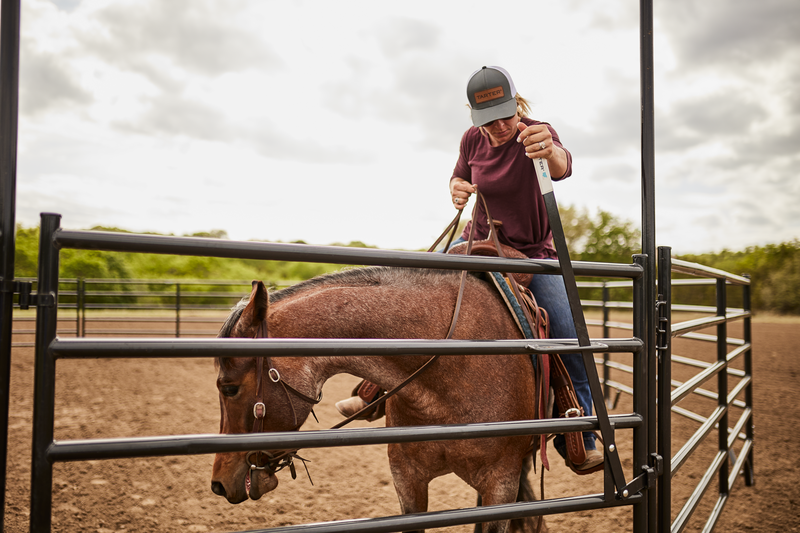Equimax Panel W/Ride-Thru