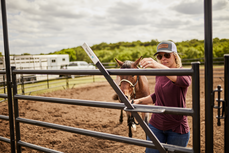 Equimax Panel W/Ride-Thru