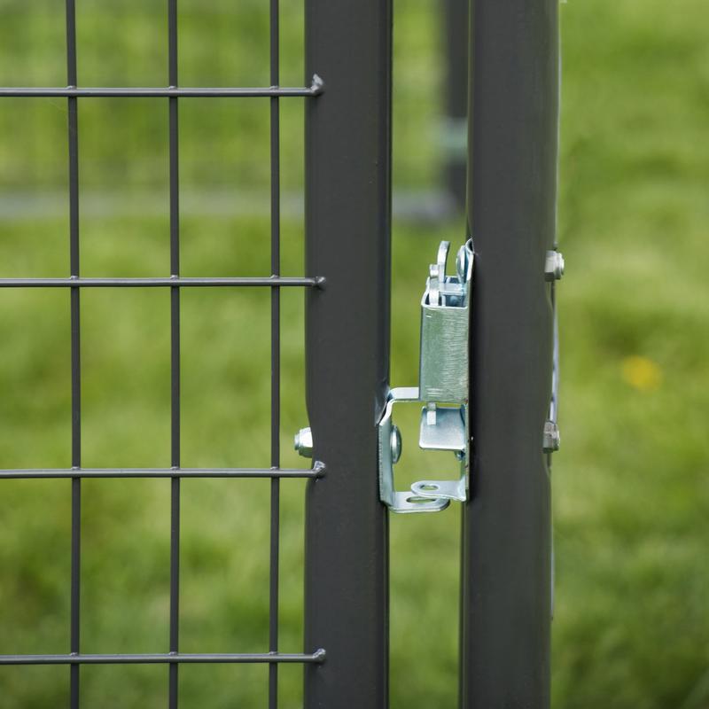 Dog Kennel Easy Latch System