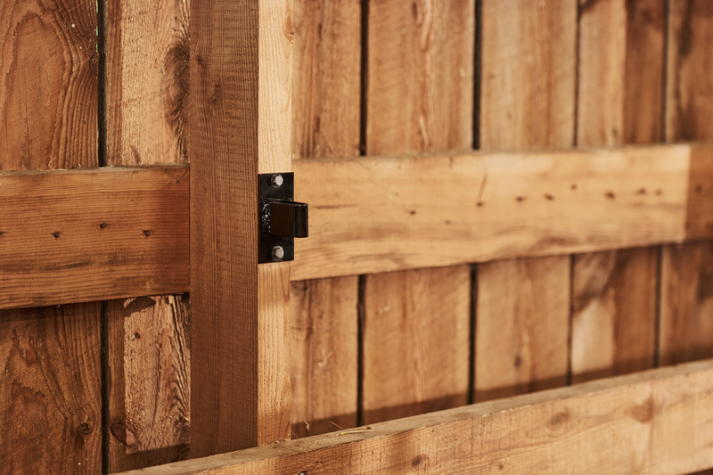 Panel Adapter – Female