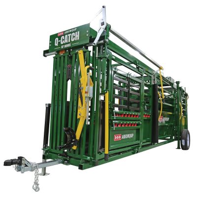 Q-Catch 87 Series Portable Cattle Chute, Alley and Tub