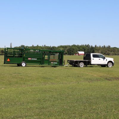 Q-Catch 87 Series Portable Cattle Chute, Alley and Tub