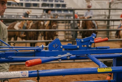 Manual Calf Roping Chute