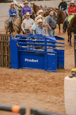 Manual Calf Roping Chute