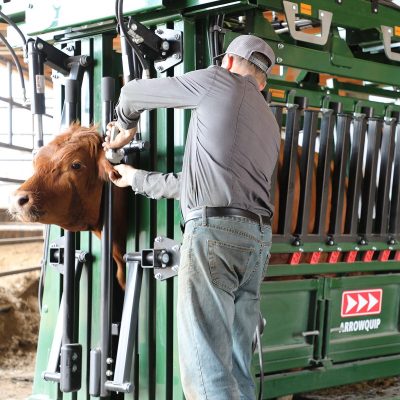 The General Hydraulic Cattle Chute