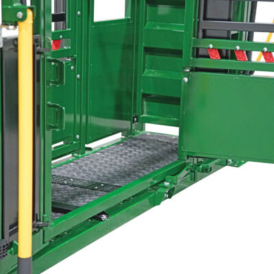 Q-Catch 74 Series Squeeze Chute